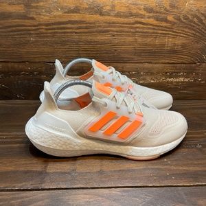 NEW Adidas ULTRABOOST 22 FTW GX6666 Women's Running Shoes